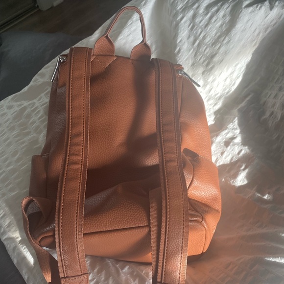 Mat and Nat backpack excellent condition - Picture 3 of 3